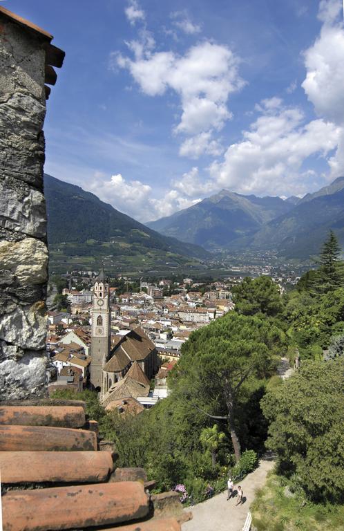 Hotel Schoenbrunn Merano Esterno foto