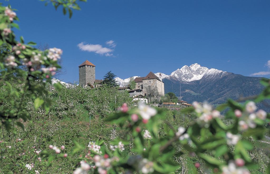 Hotel Schoenbrunn Merano Esterno foto